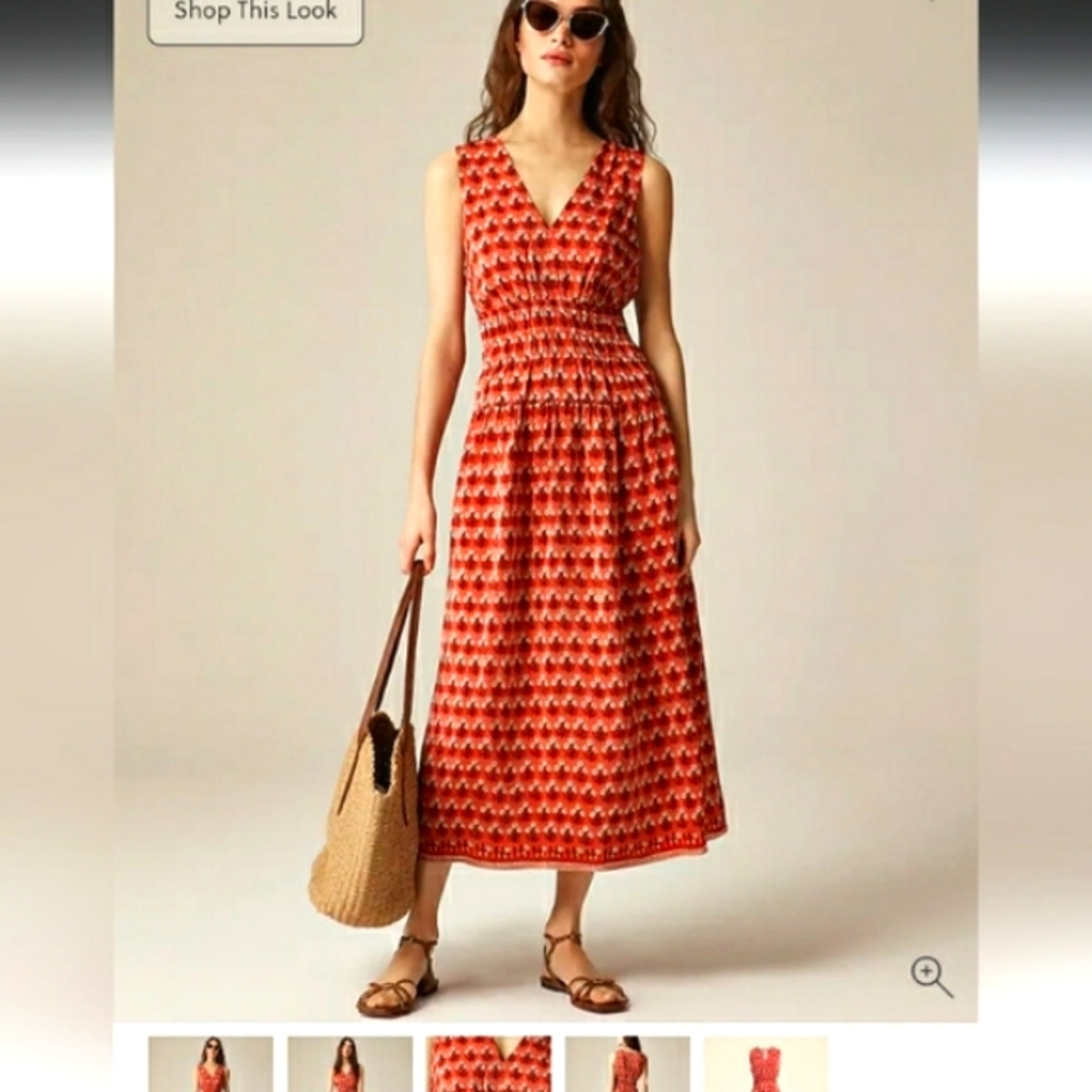 Elegant Red Patterned Maxi Dress